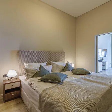 Modernes Ferienapartment Ostseemoewe Mit Westbalkon *