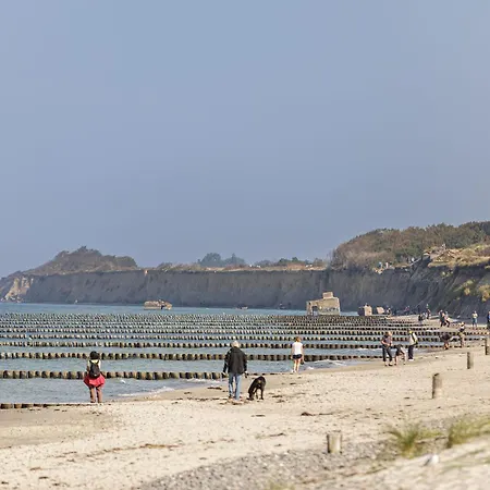 Modernes Ferienapartment Ostseemoewe Mit Westbalkon * Wustrow (Fischland)